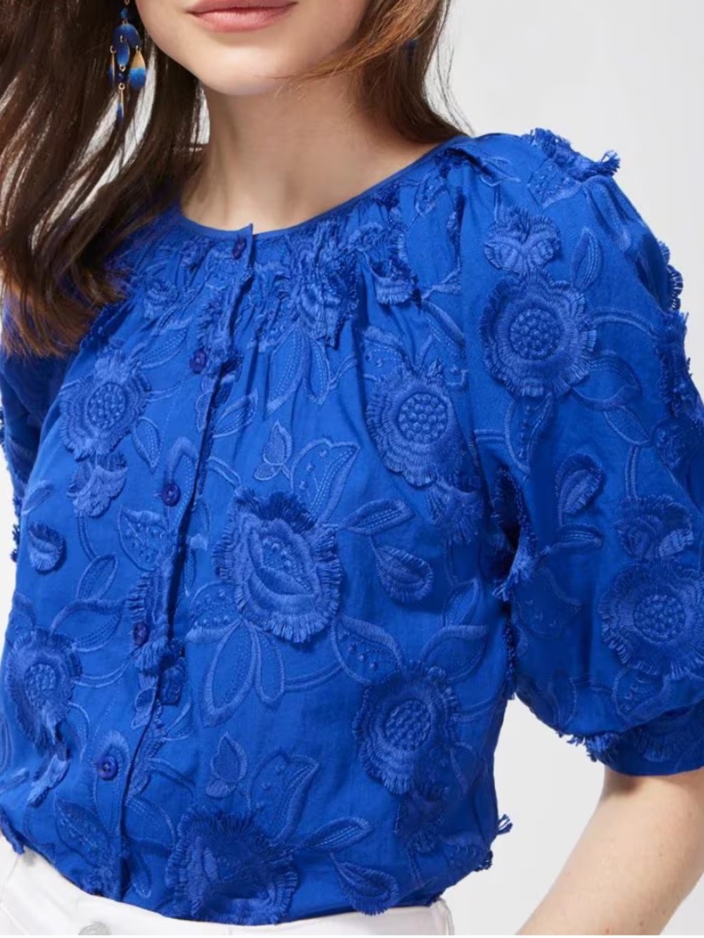 Chico's Cobalt Blue 3D Floral Short Puff-Sleeve Button Front Blouse. Size 2.